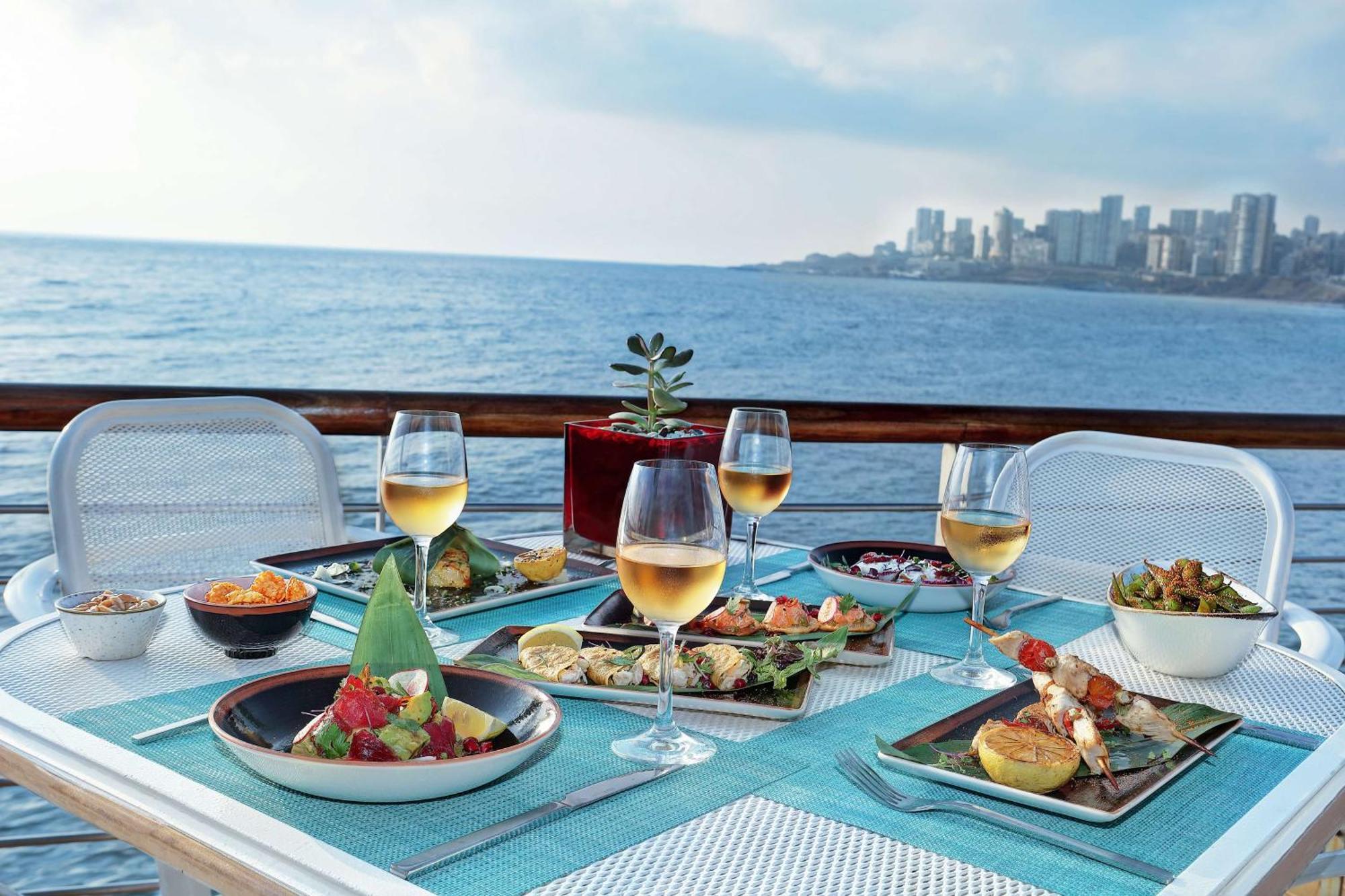 Kempinski Summerland Hotel & Resort Beirut Exteriör bild