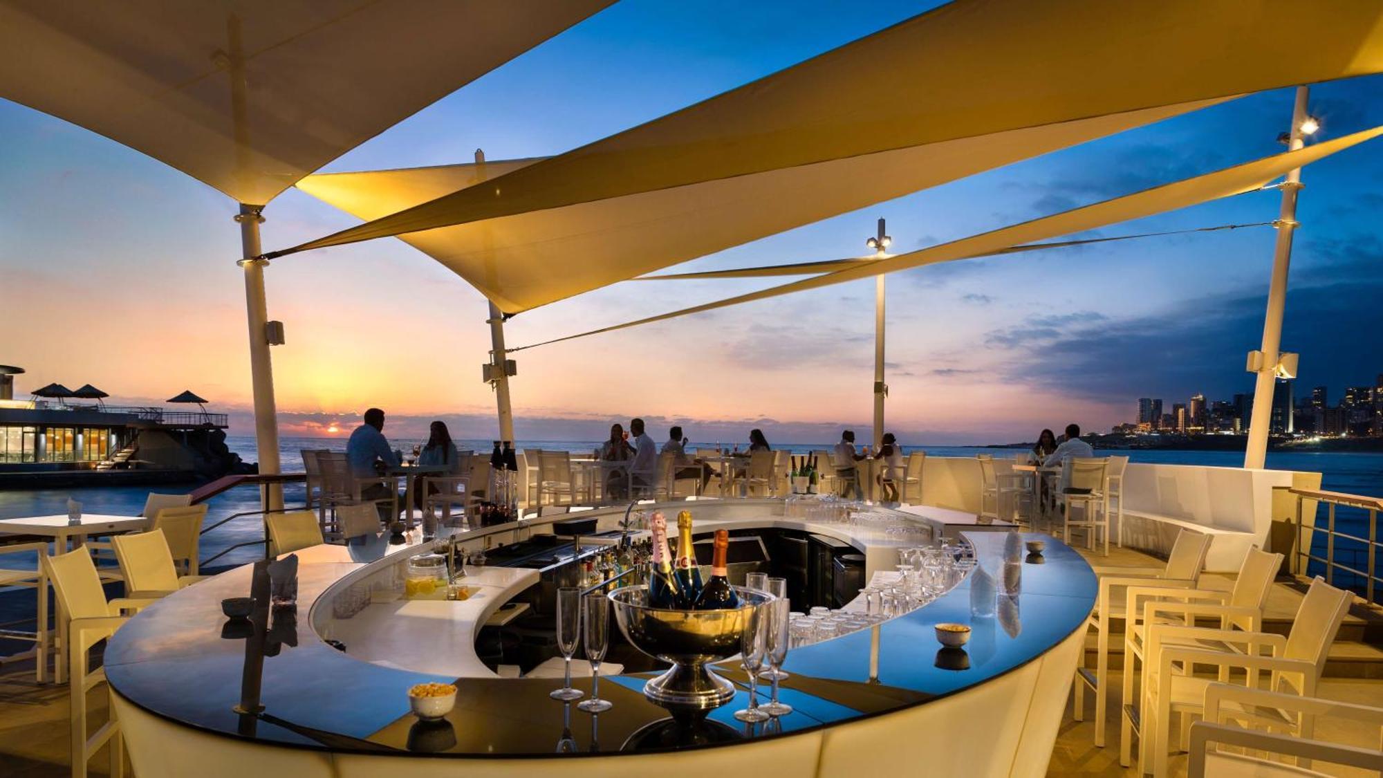 Kempinski Summerland Hotel & Resort Beirut Exteriör bild